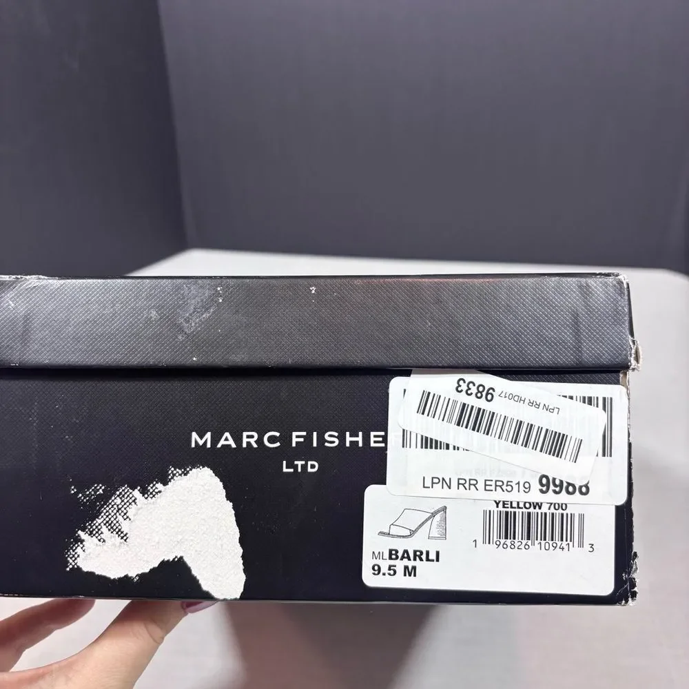 Marc Fisher Barli Sandal Yellow/Gold Size 9.5 NEW in box - Picture 2 of 12